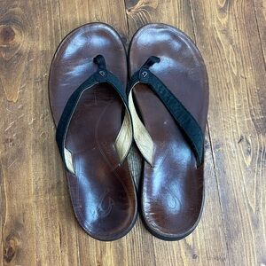 OLUKAI pua sandals womens size 9 brown and black